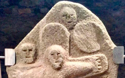 Visita a les esteles funeràries i a la Capella del Roser de Tírvia